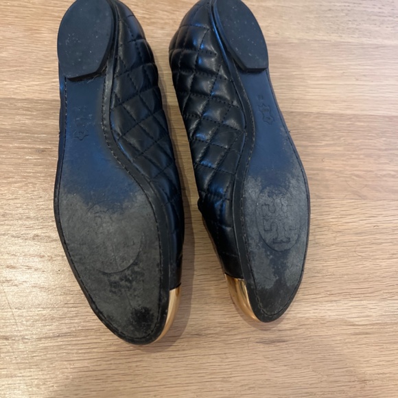 Tory Burch gold tip loafers - Picture 3 of 3